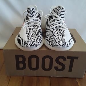 Yeezy Boost 350 V2 Zebra